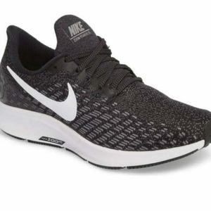 Nike zoom Pegasus 35 Black Size 9.